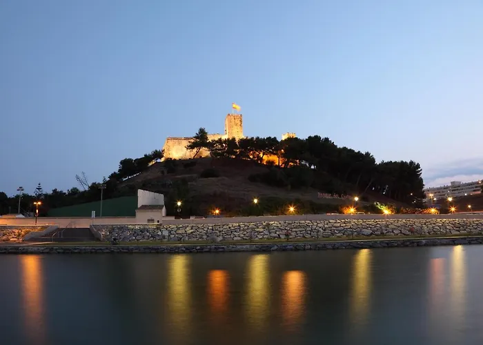 Floor Park With Parking * 丰希罗拉