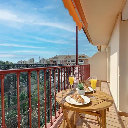 Floor Park With Parking