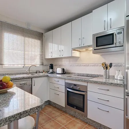 Floor Park With Parking *